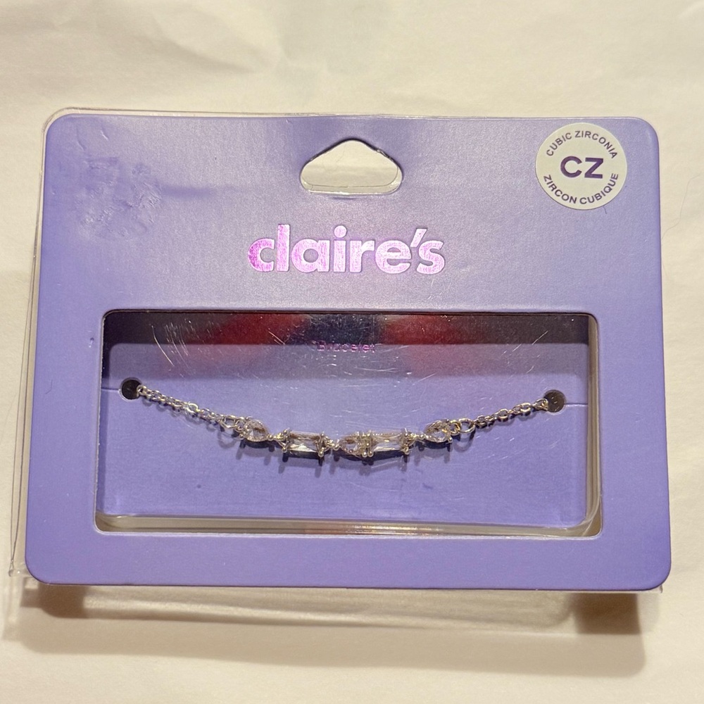 Claire’s new bracelet #10